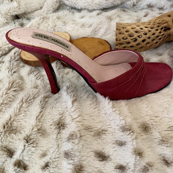 STEVE MADDEN LEATHER PUMP - Picture 5 of 6